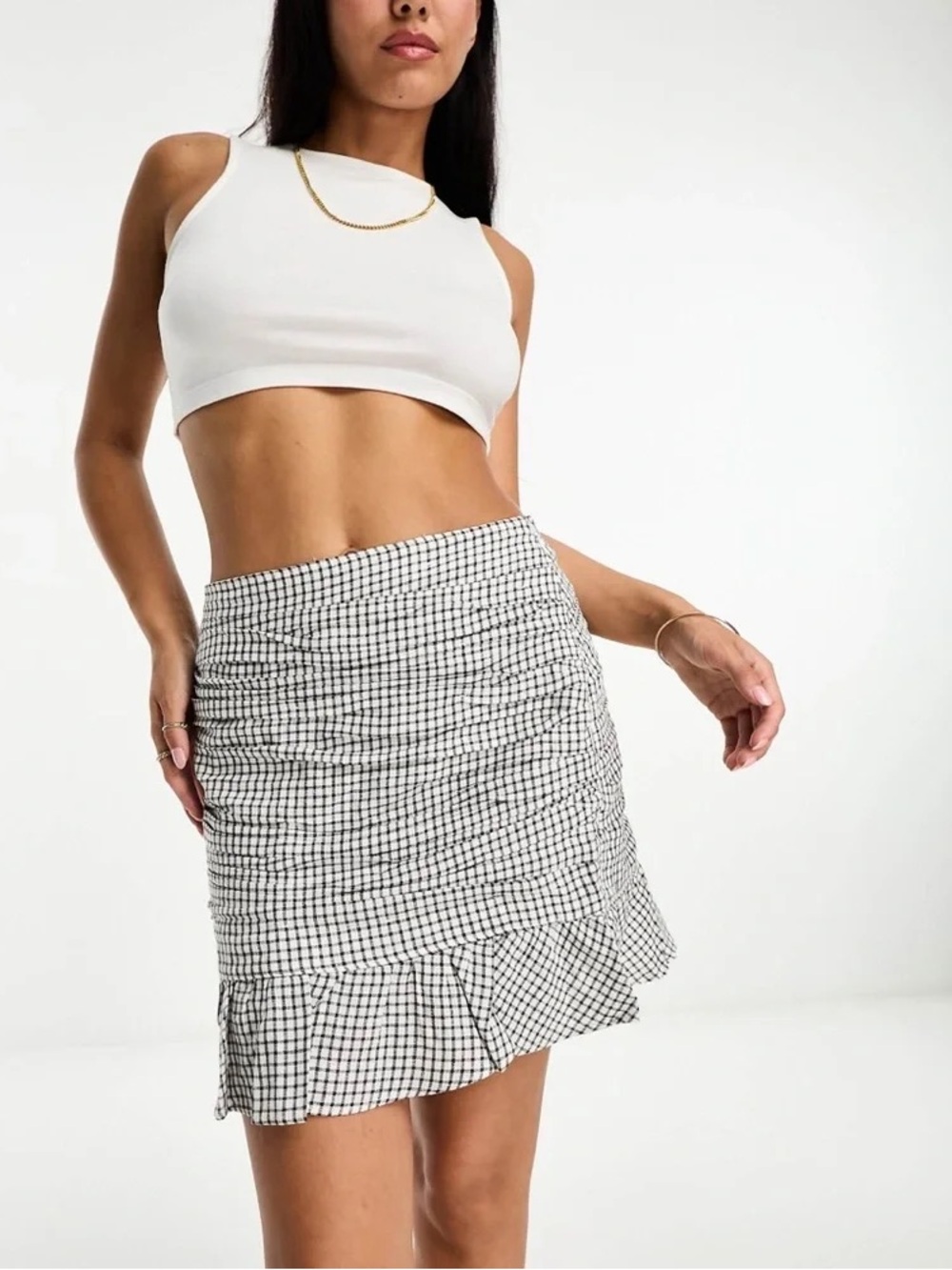 Abercrombie & Fitch Ruched Gingham Mini Skirt Size Black and White Medium